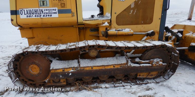 image for item AF9430 2001 John Deere 550H LGP  dozer