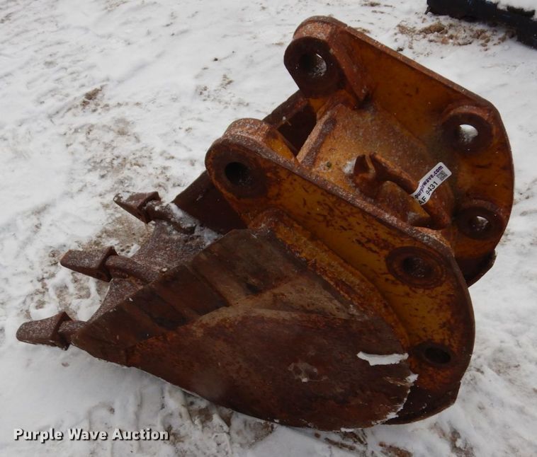 image for item AF9431 17"W excavator bucket
