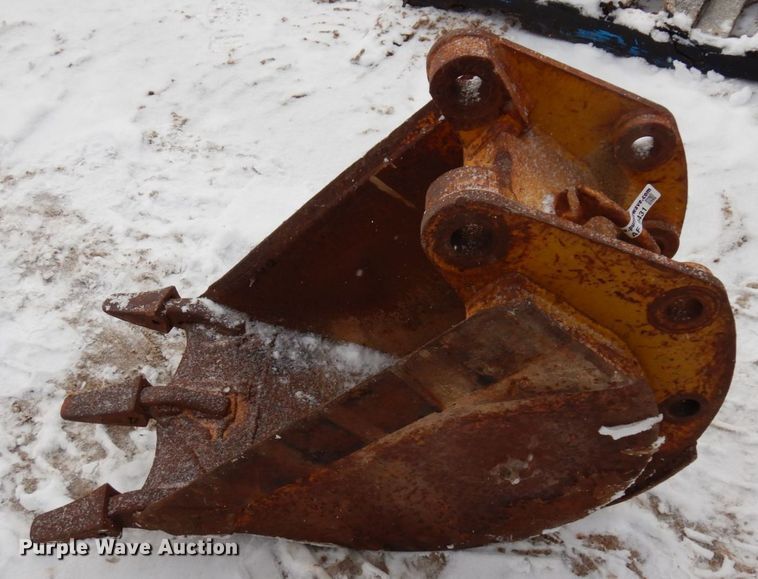 image for item AF9431 17"W excavator bucket