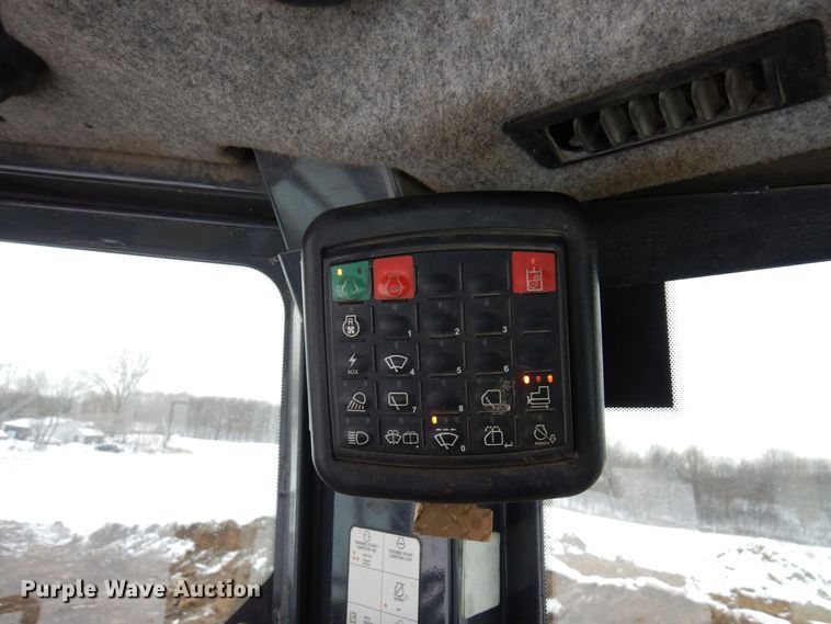 image for item AF9436 2012 John Deere 850K LGP  dozer