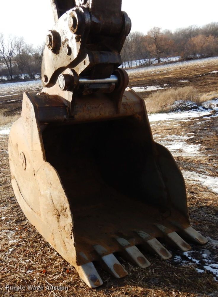 image for item AF9437 2013 Komatsu PC490LC-10  excavator