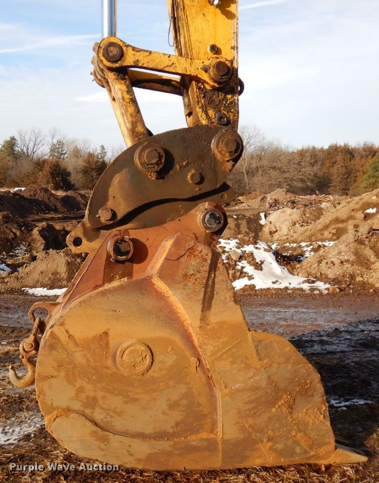 image for item AF9437 2013 Komatsu PC490LC-10  excavator