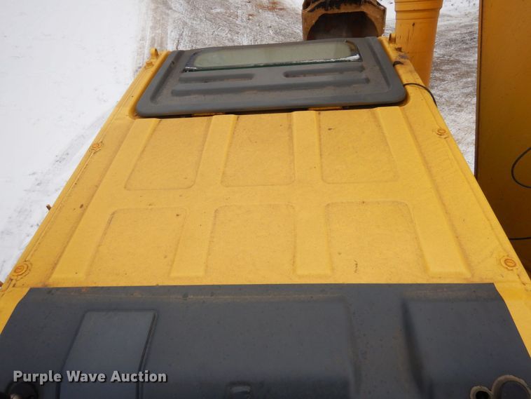 image for item AF9437 2013 Komatsu PC490LC-10  excavator