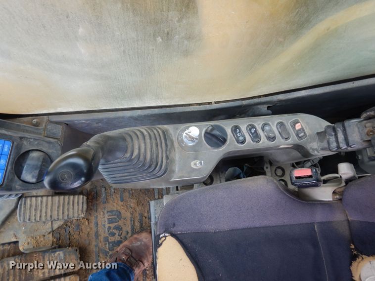 image for item AF9437 2013 Komatsu PC490LC-10  excavator