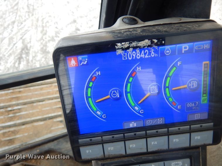 image for item AF9437 2013 Komatsu PC490LC-10  excavator