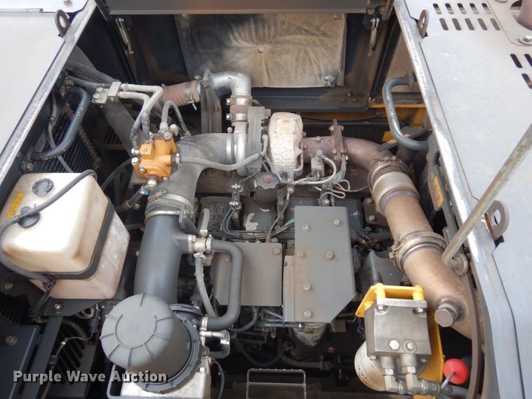 image for item AF9437 2013 Komatsu PC490LC-10  excavator