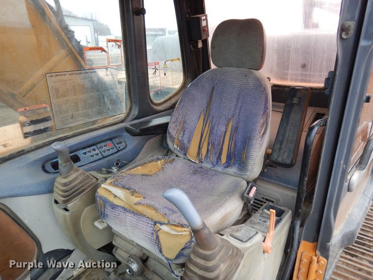 image for item AF9458 2003 Case CX290  excavator