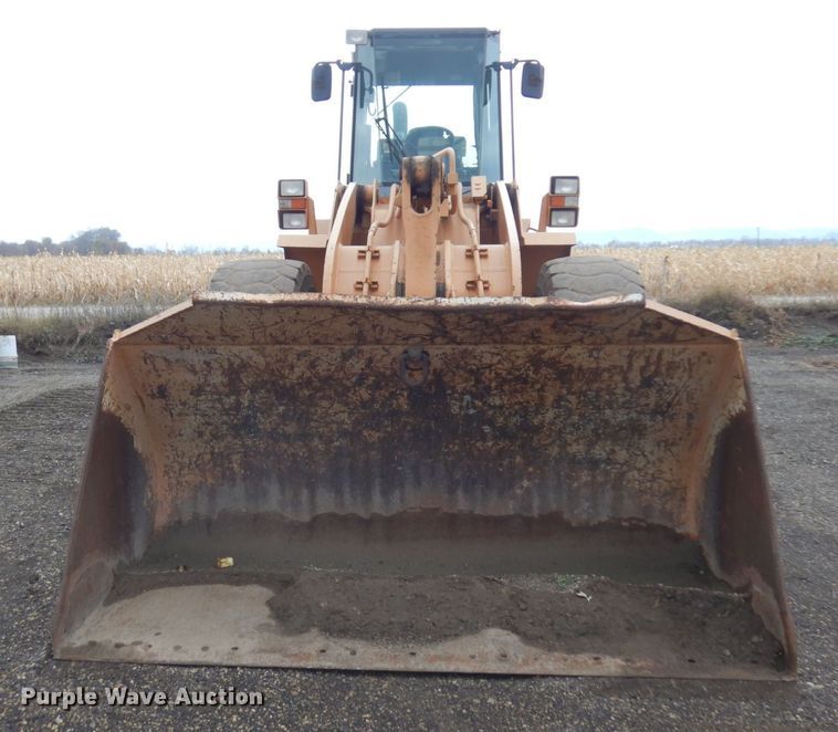 image for item AF9460 1998 Case 821B  wheel loader
