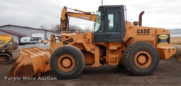 image for item AF9460 1998 Case 821B  wheel loader