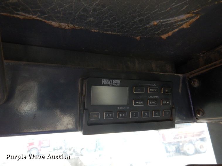 image for item AF9460 1998 Case 821B  wheel loader