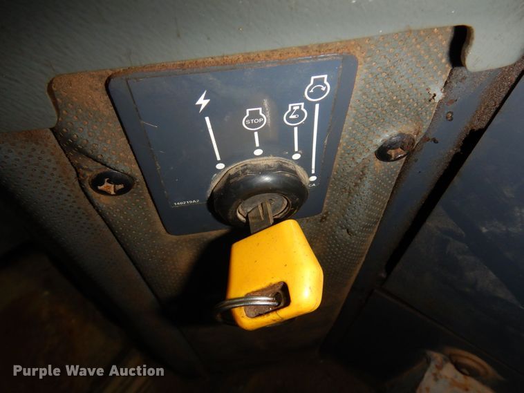 image for item AF9460 1998 Case 821B  wheel loader