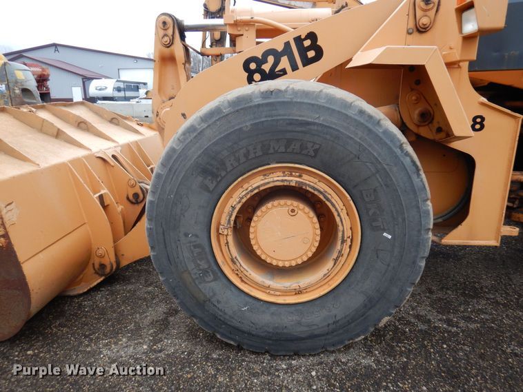 image for item AF9460 1998 Case 821B  wheel loader