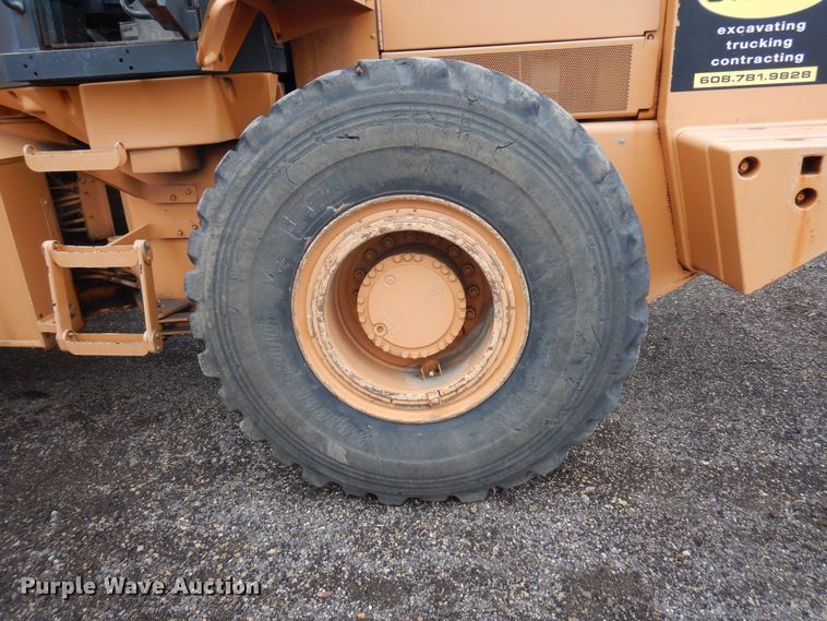image for item AF9460 1998 Case 821B  wheel loader
