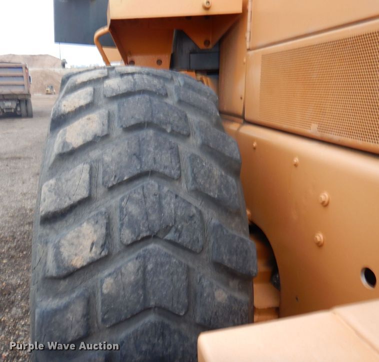 image for item AF9460 1998 Case 821B  wheel loader