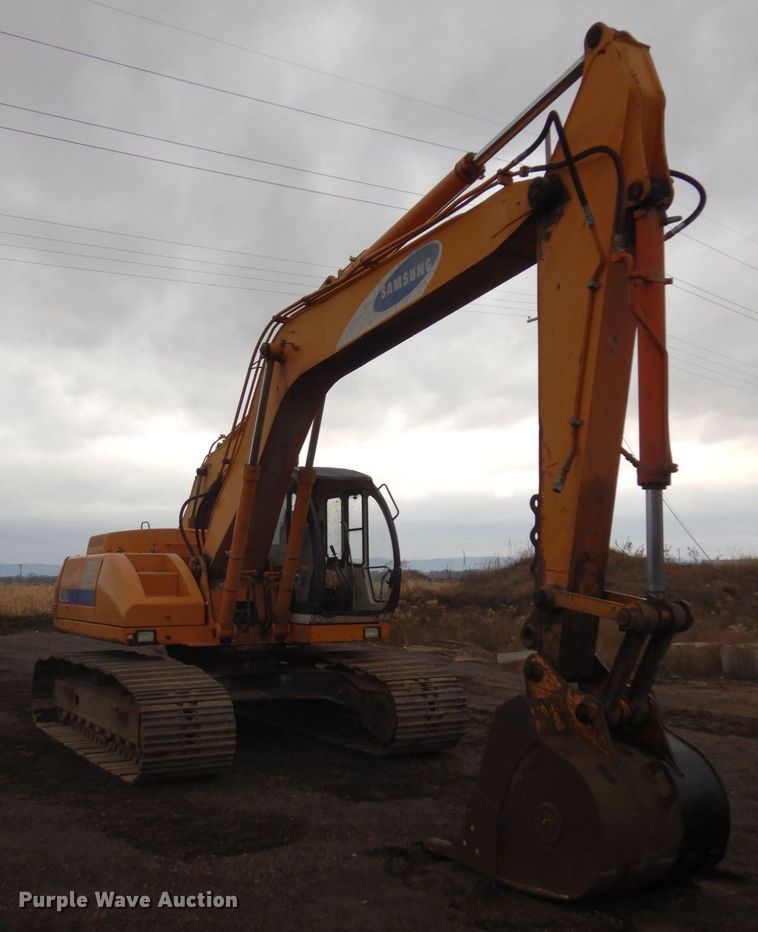 image for item AF9463 1994 Samsung SE210LC  excavator