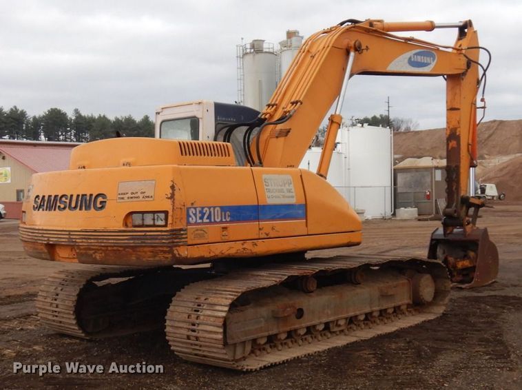 image for item AF9463 1994 Samsung SE210LC  excavator