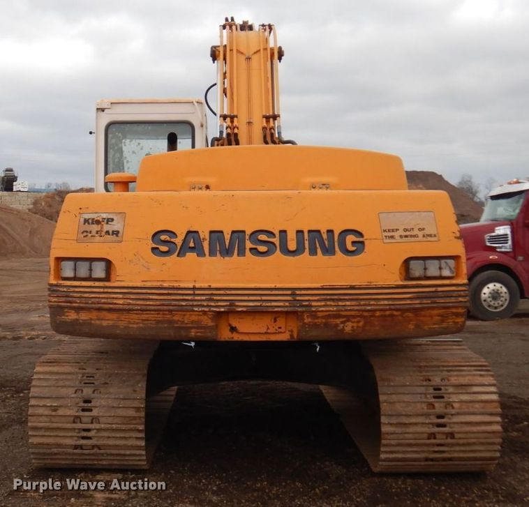 image for item AF9463 1994 Samsung SE210LC  excavator