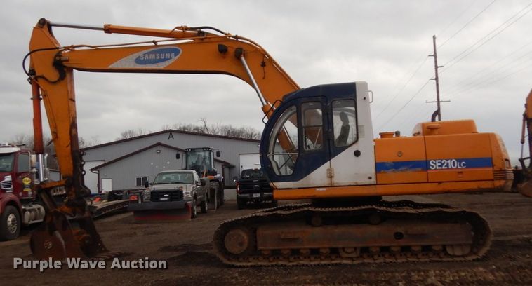 image for item AF9463 1994 Samsung SE210LC  excavator