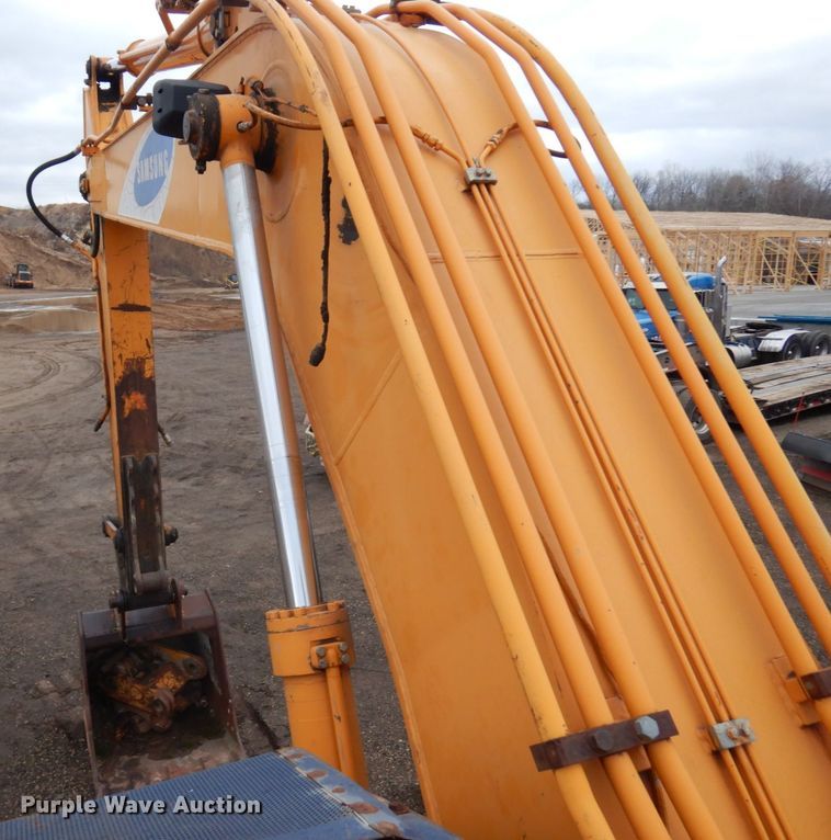 image for item AF9463 1994 Samsung SE210LC  excavator