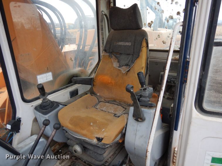 image for item AF9463 1994 Samsung SE210LC  excavator