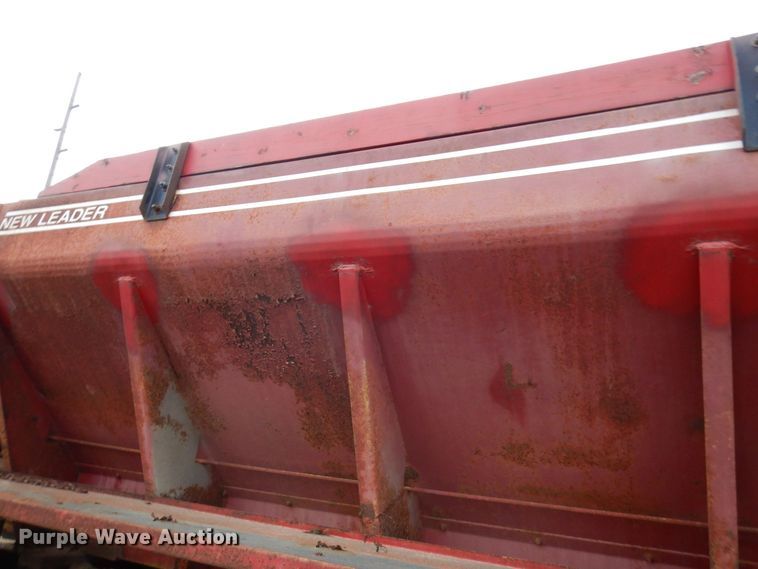 image for item AF9465 1979 Ford 9000  dump truck