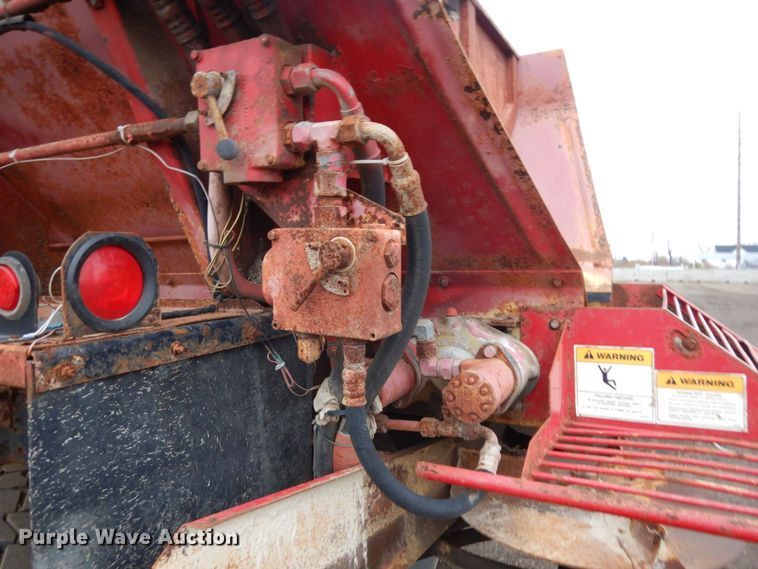 image for item AF9465 1979 Ford 9000  dump truck