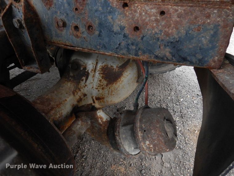 image for item AF9465 1979 Ford 9000  dump truck