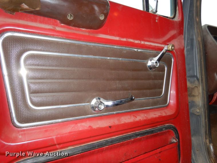 image for item AF9465 1979 Ford 9000  dump truck