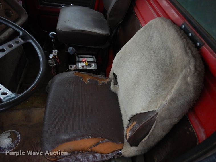 image for item AF9465 1979 Ford 9000  dump truck