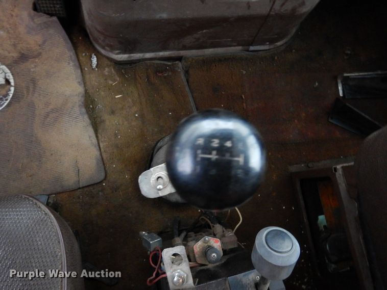 image for item AF9465 1979 Ford 9000  dump truck