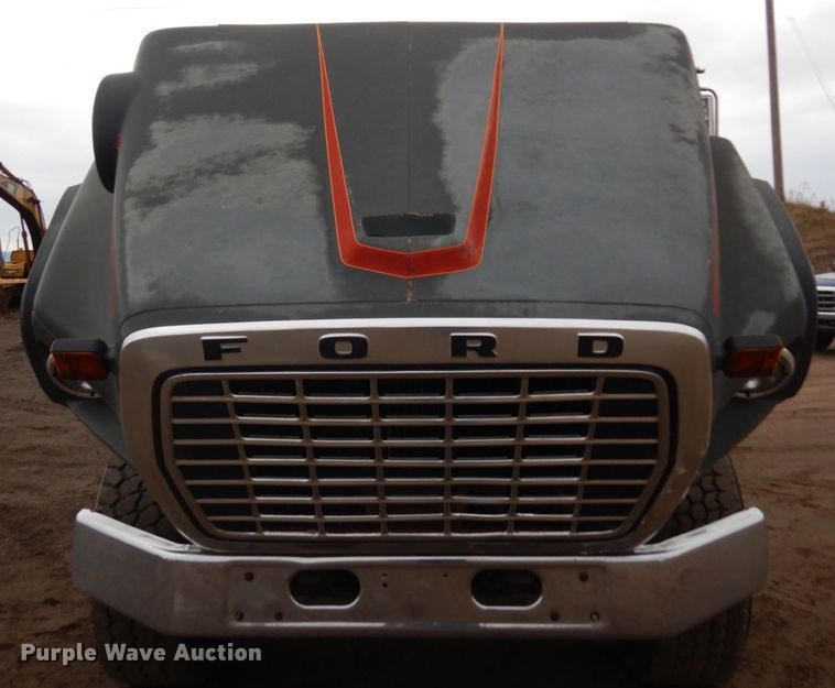 image for item AF9465 1979 Ford 9000  dump truck
