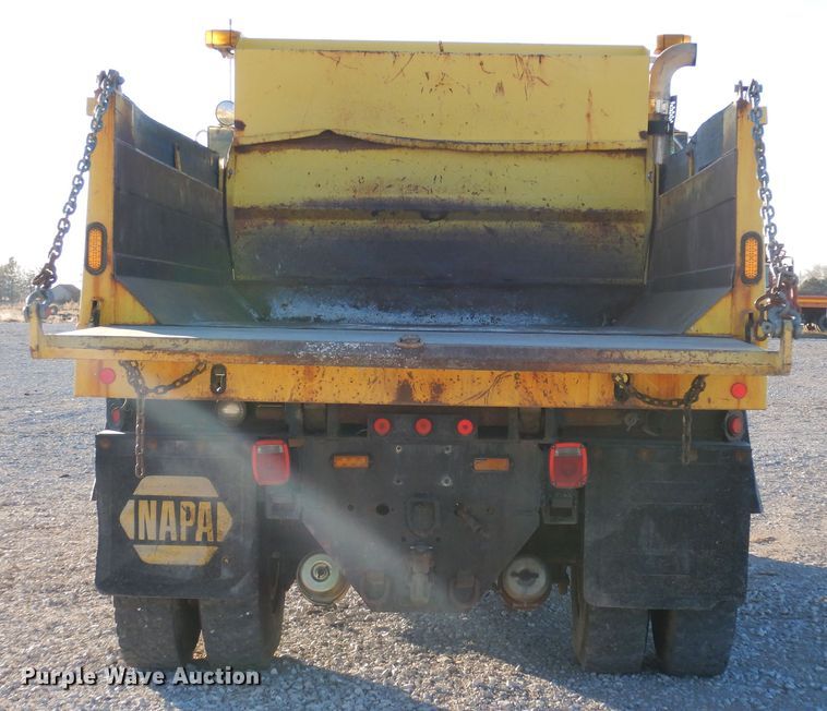 image for item DF8215 2006 Sterling  dump truck