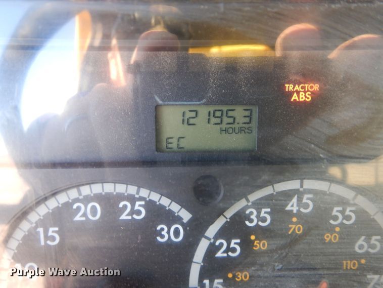 image for item DF8215 2006 Sterling  dump truck