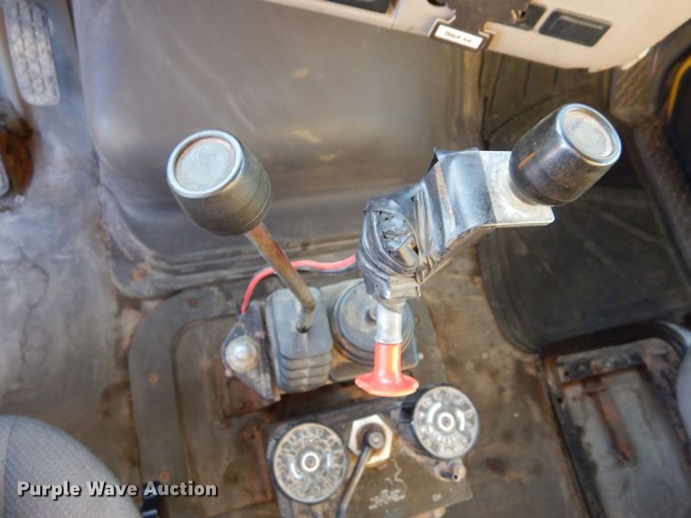 image for item DF8215 2006 Sterling  dump truck