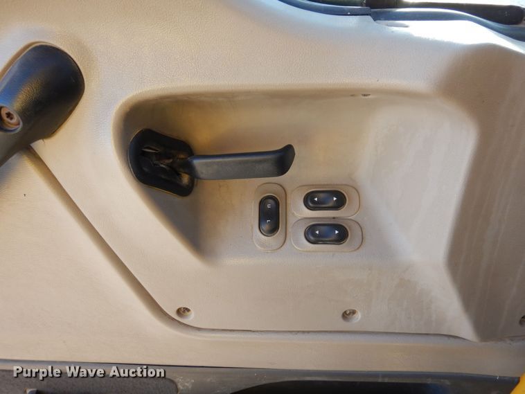 image for item DF8215 2006 Sterling  dump truck