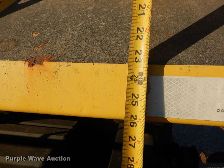 image for item DF8215 2006 Sterling  dump truck