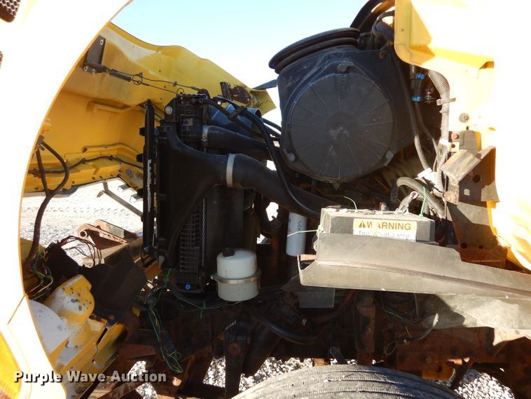 image for item DF8215 2006 Sterling  dump truck