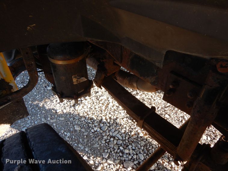 image for item DF8215 2006 Sterling  dump truck