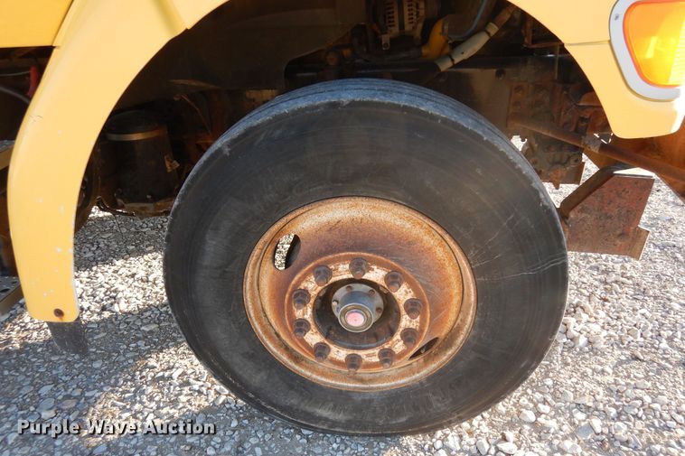 image for item DF8215 2006 Sterling  dump truck