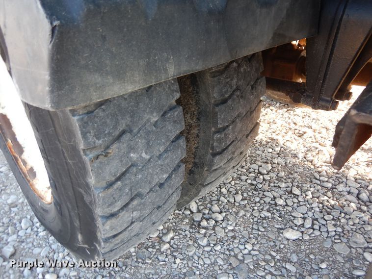 image for item DF8215 2006 Sterling  dump truck