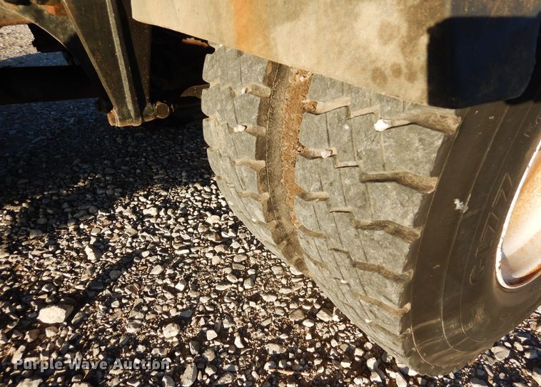 image for item DF8215 2006 Sterling  dump truck