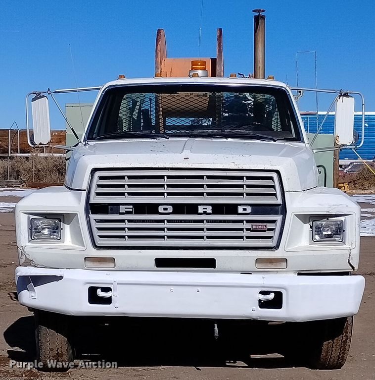 image for item DF8225 1981 Ford F800  utility / service truck with reel carrier