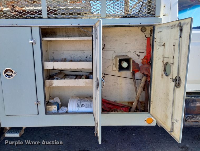 image for item DF8225 1981 Ford F800  utility / service truck with reel carrier