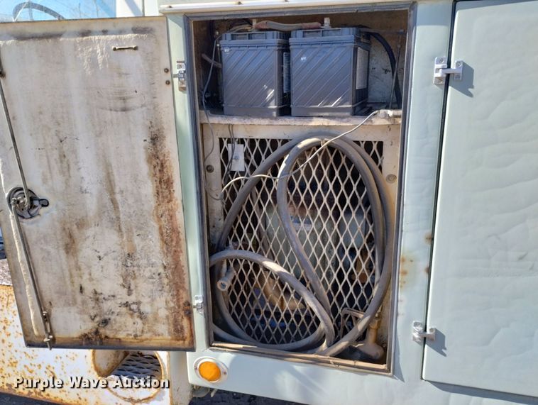 image for item DF8225 1981 Ford F800  utility / service truck with reel carrier