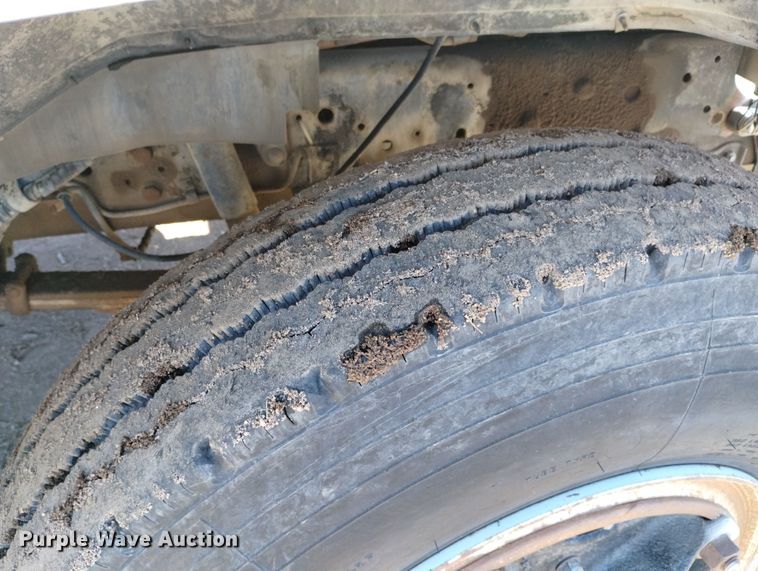 image for item DF8225 1981 Ford F800  utility / service truck with reel carrier