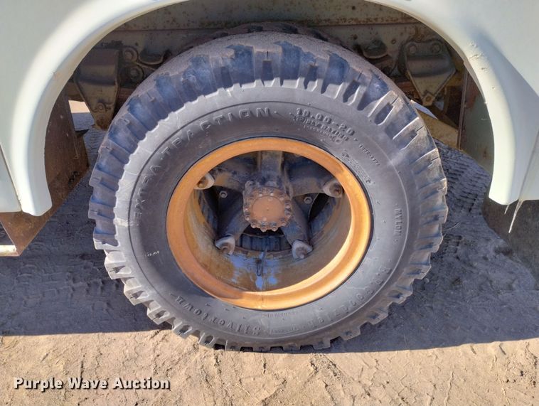 image for item DF8225 1981 Ford F800  utility / service truck with reel carrier