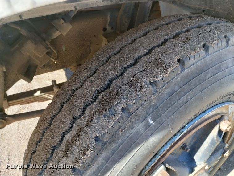 image for item DF8225 1981 Ford F800  utility / service truck with reel carrier