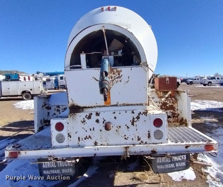 image for item DF8226 1976 Ford 8000  sewer rodder truck