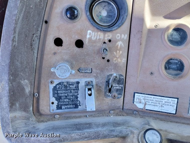 image for item DF8226 1976 Ford 8000  sewer rodder truck