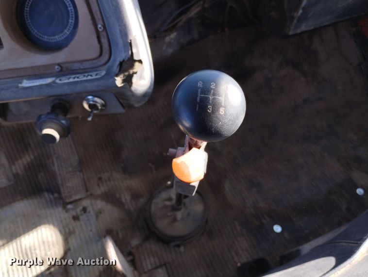 image for item DF8226 1976 Ford 8000  sewer rodder truck